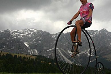 Velocipedista Josef Zimovčák absolvoval v sedle kola slavnou Tour d'France, Giro d'Italia i Vueltu