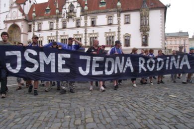 Fandové Sigmy dali v pátek v Olomouci najevo, že budou klub podporovat, ať už dopadne jednání disciplinární komise jakkoliv. 