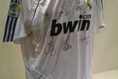 V Olomouci je k vidění například dres Realu Madrid, kde je podepsán mimo jiné slavný Ronaldo.