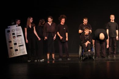 Divadelní FLORA 2012 – vystoupení účastníků kurzu Dramaťák SPOLU Olomouc