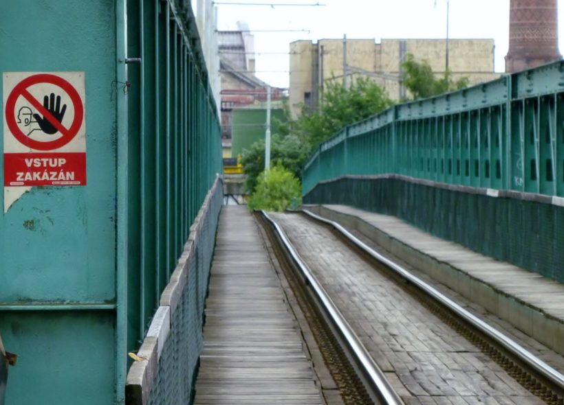 Most Rámusák sloužil tramvajové dopravě od roku 1977.