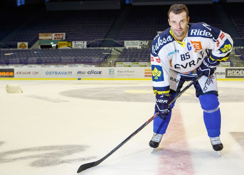 Hokejový kapitán Vítkovic Jiří Burger