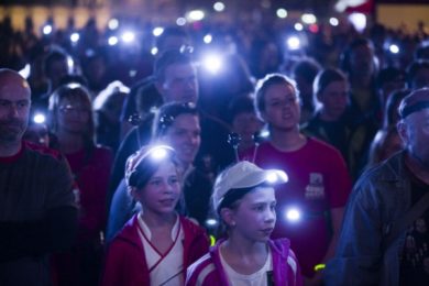 V úterý 29. dubna odstartuje ve 21 hodin na začátku Stromovky u Výstaviště už třetí ročník Nočního běhu pro Světlušku.