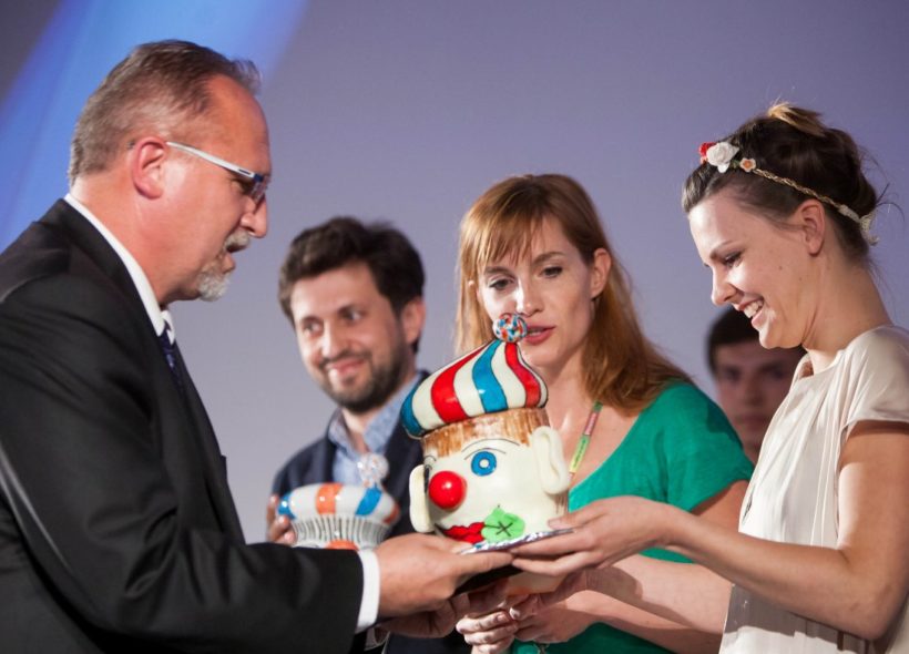 Hřebejkovo Zakázané uvolnění sbírá první ocenění