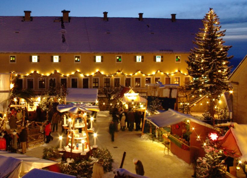 Romantický historický vánoční trh v pevnosti Königstein je jeden z nejkouzelnějších vánočních trhů v Sasku.. Inspirace pro Čechy?