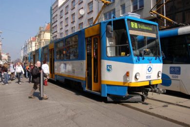Během hudebního festivalu bude jezdit noční Ostravou více tramvajových spojů.