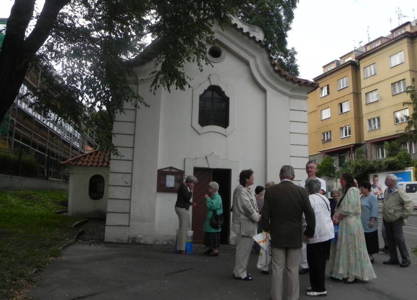 Kaple Nanebevzetí Panny Marie  na Klamovce.