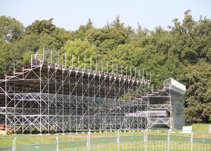Tribuny, Vypich