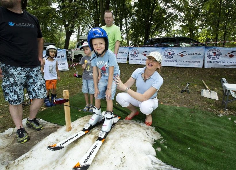 Štěpánka Duchková se synem zkoušela sníh