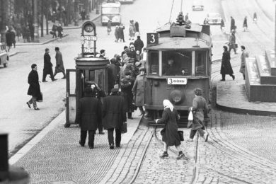 Kdo si dnes ještě vzpomene, že se tramvají jezdilo z Kačerova až na Václavské náměstí?