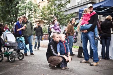 Pouliční slavnosti Zažít město jinak promění pražské ulice