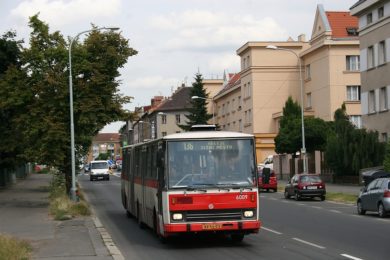 Úsek mezi ulicemi Novovysočasnká a K Žižkovu bude průjezdný jen jedním pruhem.