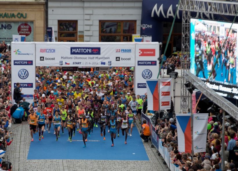 Olomoucký půlmaraton láká každý rok tisíce běžců i diváků.