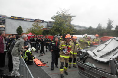 Hasiči soutěžili ve vyprošťování