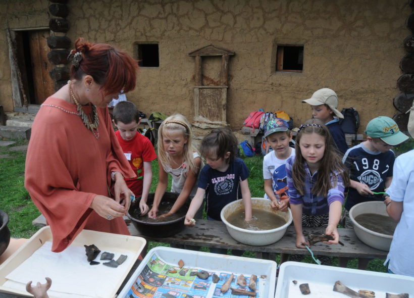 V archeologickém parku v Libocii se zabaví děti i dospělí.