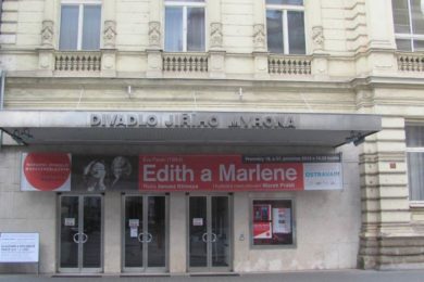 Divadlo Jiřího Myrona.