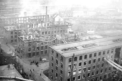 Zničený tovární areál, budovy 13, 14 a 15.