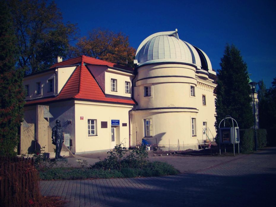 Ve hvězdárně na Petříně uvidíte sbírku meteoritů.