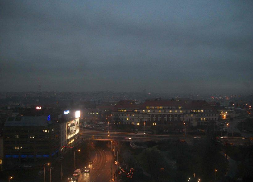 Na Náměstí Hrdinů dnes byla eevakuována budova Centrotexu.