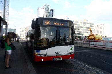Autobus 205 bude mít novou zastávku.