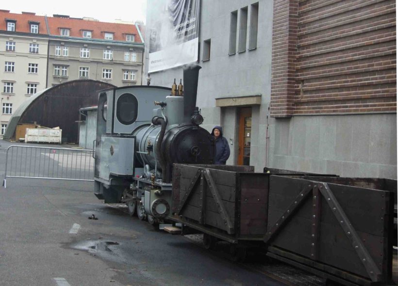 V Národním technickém muzeu se můžete svézt parní lokomotivou.