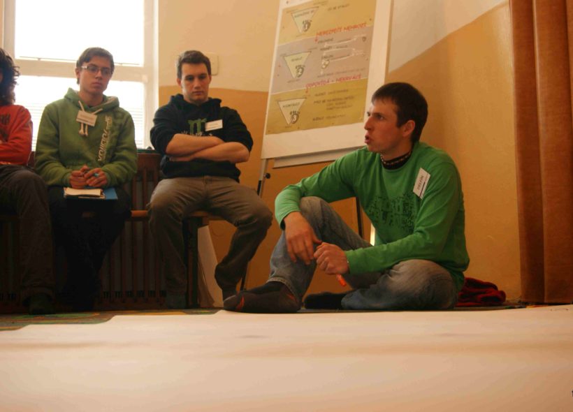 Skauti ze Čtyřky se zúčastnili vzdělávacího kurzu.