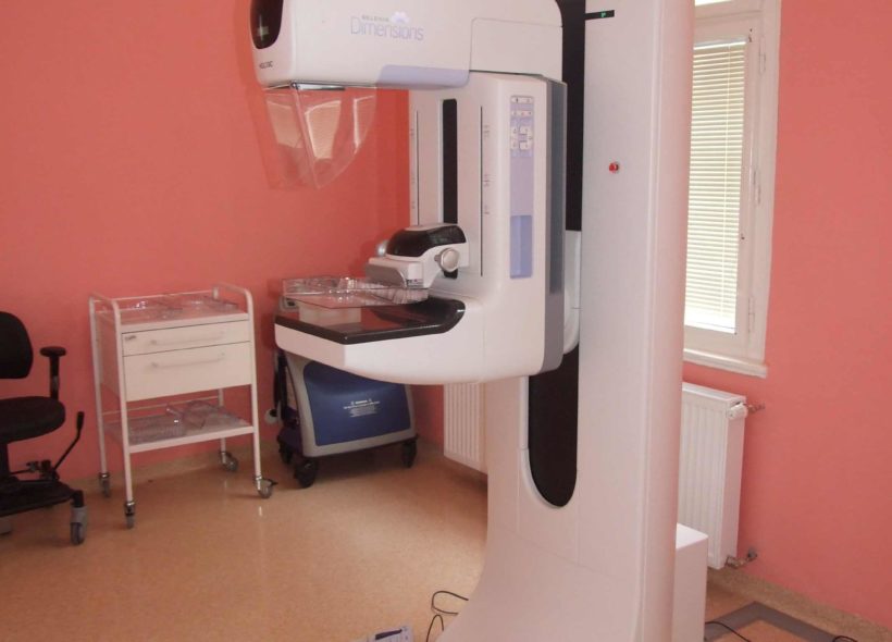 Nový mamograf zvyšuje se úspěšnost v diagnostice nádorů prsu.