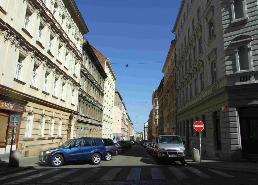 Pohled do Heřmanovy ulice z Kamenické.