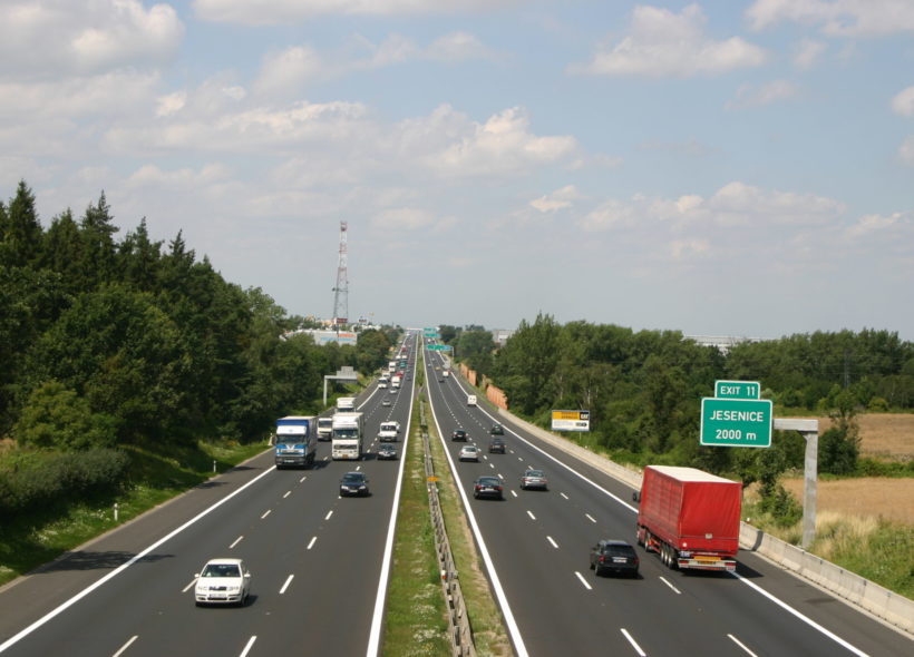 Příjezd do Prahy po dálnici D1 se zlepší.