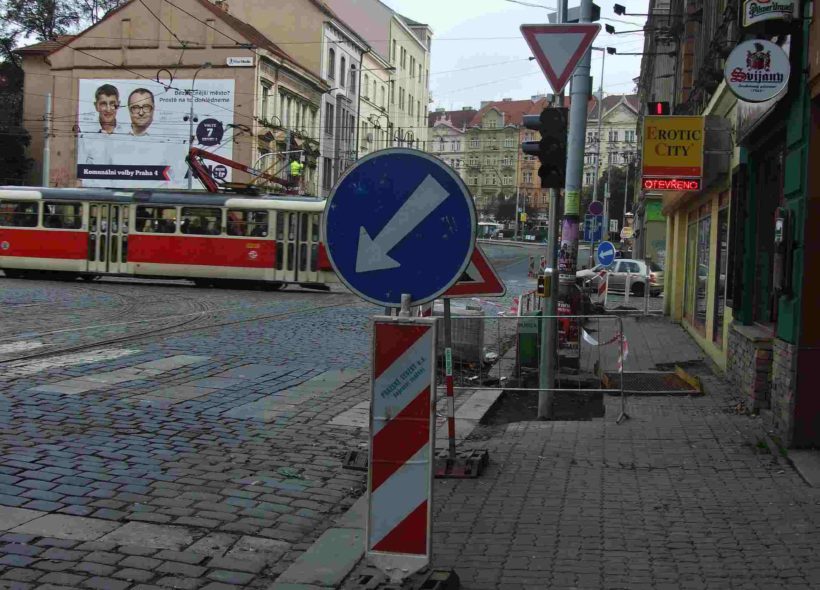 U ulice Na Strži bude uzavřen sjezd (ilustrační foto).