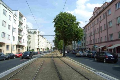 Bělohorská ulice by se měla změnit.