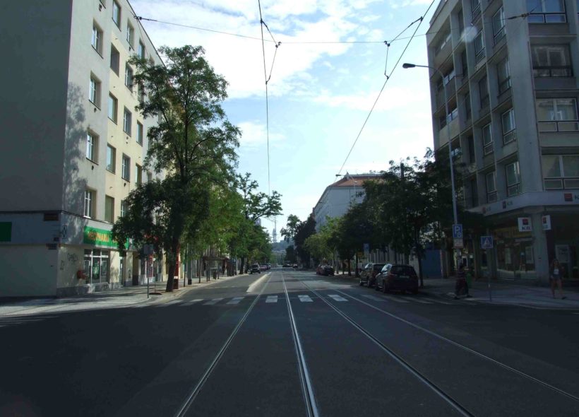 Pohled do ulice Komunardů.