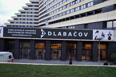 Kino Dlabačov se otevřelo divákům.