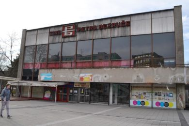 Kino Petra Bezruče čeká na rekonstrukci.
