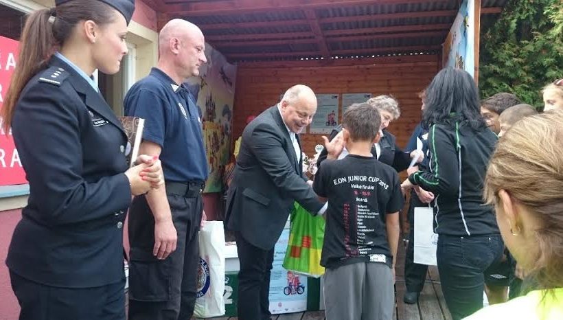 14. ročník Prevencí proti nehodám vyhrál dětský domov z Horního Slavkova, druzí skončili závodníci z Plzně a třetí místo obsadil tým z Dlažkovic. Dárky a ceny ale byly připraveny pro všechny.