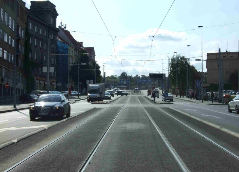 Radnice Prahy 6 má několik řešení jak zlepšit dopravu v Dejvicích.