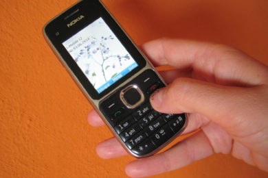 Všechny funkce a mapy jsou dostupné i bez připojení k internetu prostřednictvím aplikace pro počítače, smartphony a tablety.