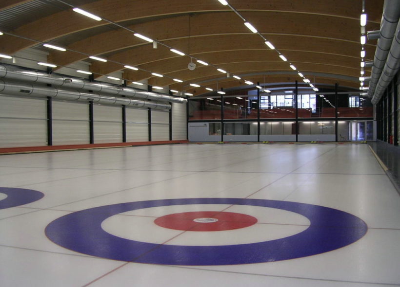 NA Jižním  městě by mohla vyrůst nová zimní hala s curlingovým hřištěm.