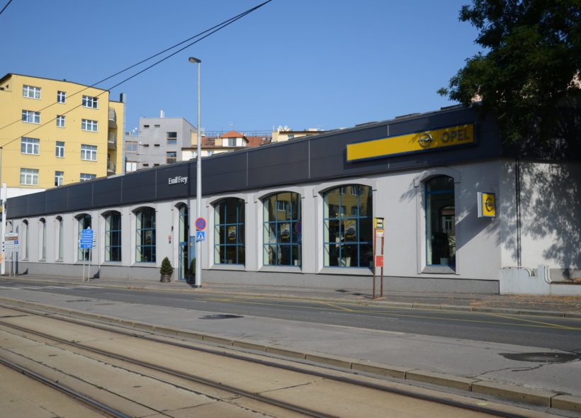 Společnost Emil Frey působí v České republice od roku 1992. Pobočka v Kolbenově ulici byla otevřena v listopadu 2001