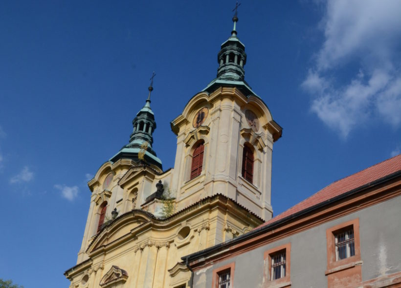 Kostel v Dolním Ročově