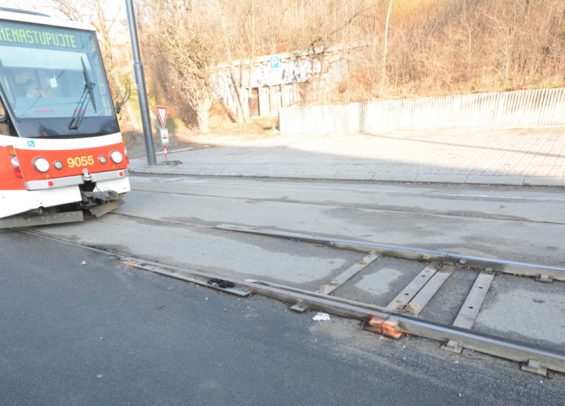 U plynárny  se objevila poměrně unikátní výhybka, která se používá jen   jednozměrném provozu.