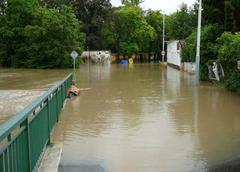 Praha už několikrát zažila velkou povodeň.