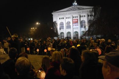 Pátý ročník Noci divadel s podtitulem „Forever Young“ proběhne 18. listopadu