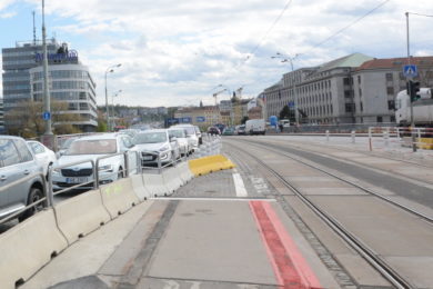 Hlávkům most  se bude opravovat  po dokončení kolektoru, který se nyní buduje pod Vltavou