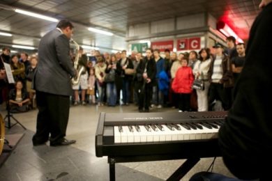 V dubnu hudebníci rozezní pražské metro