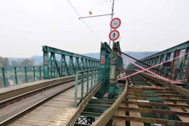 Podobný tramvajový most, který sloužil Praze desítky let v Troji, by mohl  vzniknout i mezi Libní a Holešovice. Potíže jsou spíše s legislativou... Foto Ivan Kuptík