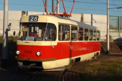 Historická tramvaj T3SU vyrazí na linku 2 o prvním únorovém víkendu. Foto  DPP