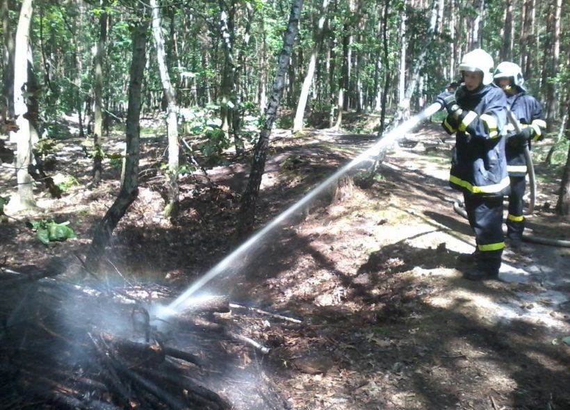 Klánovičtí doborovolní hasiči běžně zasahují v terénu. Foto Zdroj SDH Klánovice