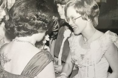 V roce 1980 si Kateřina užila maturitní ples Gymnázia Karla Sladkovského.