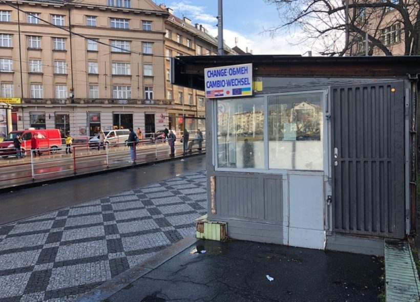 Nevzhledná směnárna na Kulaˇátku